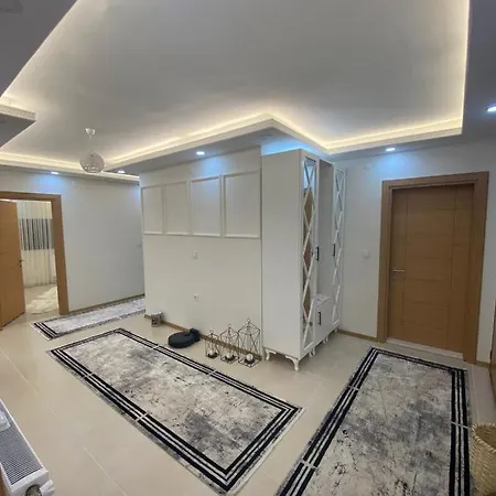 Apartment Ultra Luexs 3+1 Havalimanina 10 Dakika *